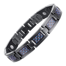Magnetarmband i Titanium och med blå kolfibrer
