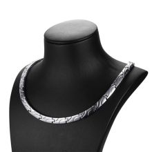 Magnethalsband i Titanium  7mm -längd 47 cm