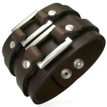 Läderarmband med metalldetaljer