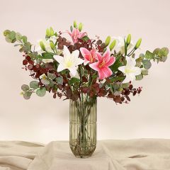 Blombukett vit och rosa Lilja - Sockervaddsdröm