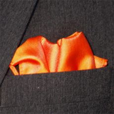 Bröstnäsduk orange vävd