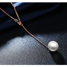 Halsband "Lonely Pearl" med kedja i  18 K Guldplätering