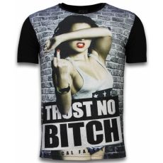 Trust No Bitch Rhinestone - Man T-Shirt Svart